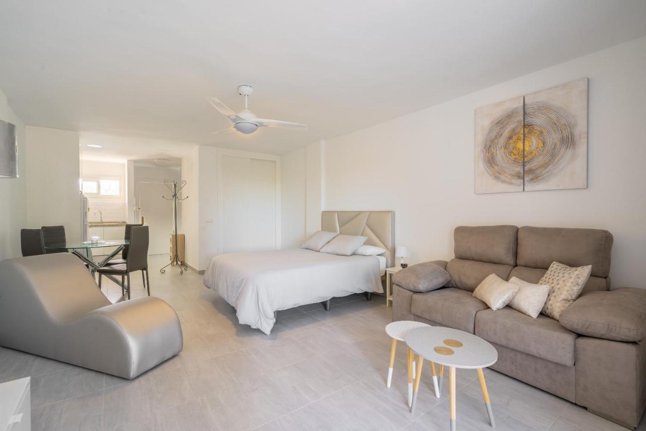Apartment Near The Beach Marbella Esterno foto